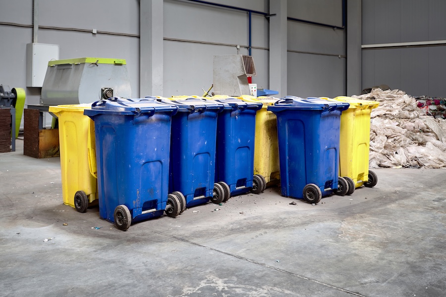 in-house-plastic-shredding-vs-outsourced-haul-away